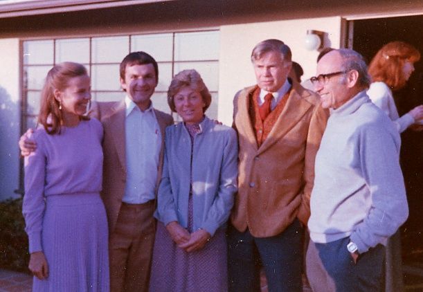 A.K. with Nobel Laureate Walter Kohn (r.), Douglas Scalapino and his wife (next to Kohn) and Hagen Kleinert in Santa Barbara in 1982.